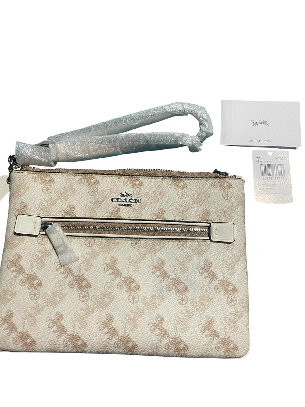 COACH GALLERY POUCH HORSE & CARRIAGE PRINT - Picture 2 of 5